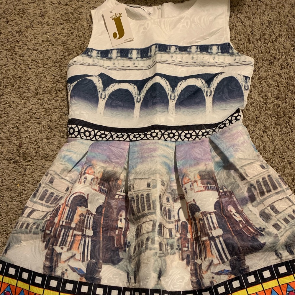 Very cute dress size s